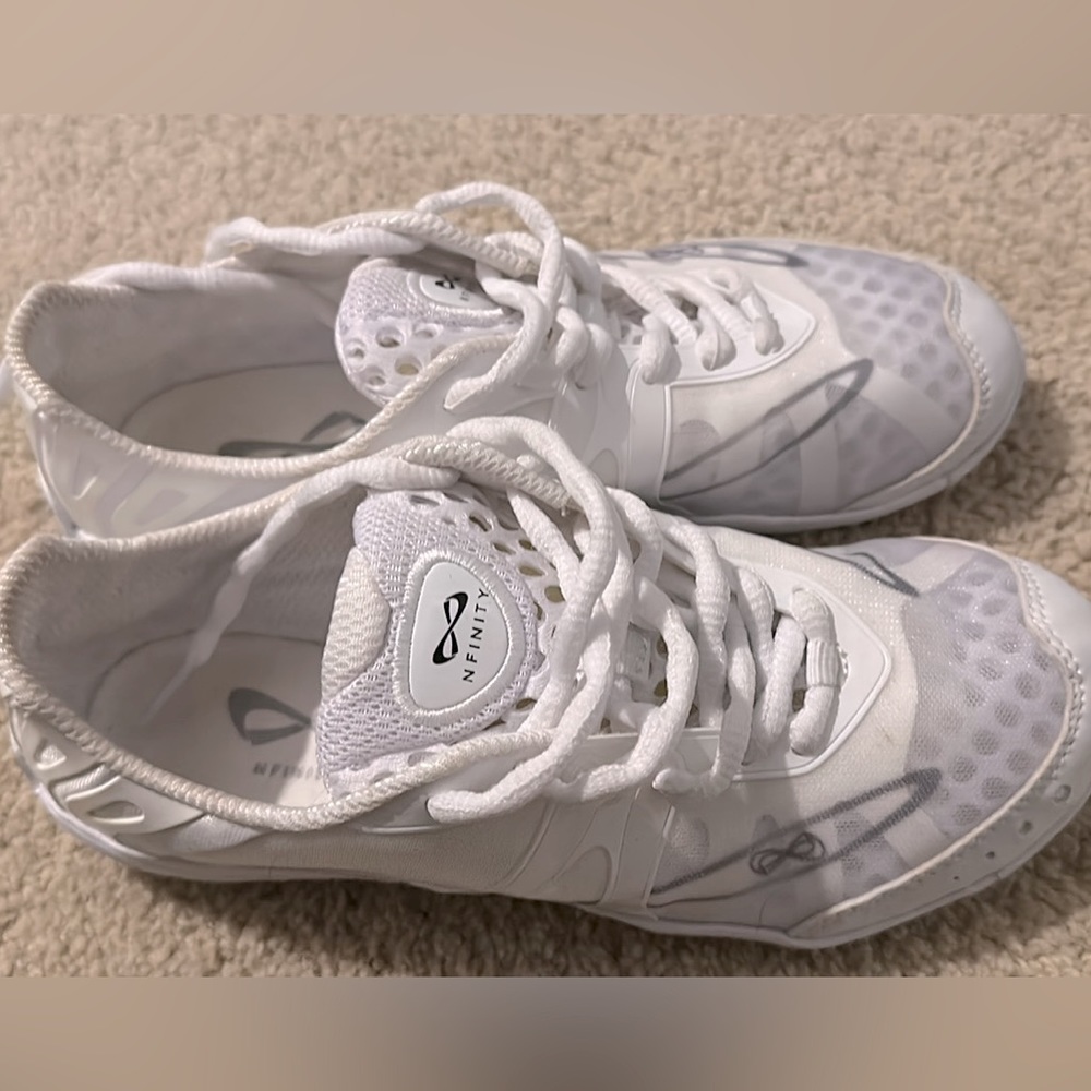 Nfinity Vengeance Cheer Shoes Size 5